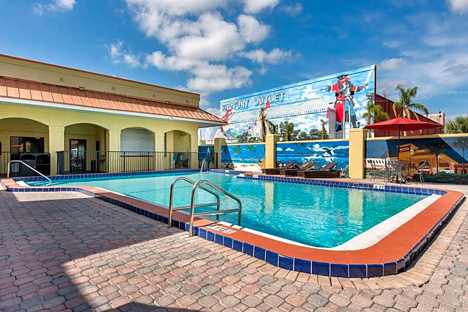Clarion Inn & Suites Kissimmee-Lake Buena Vista South