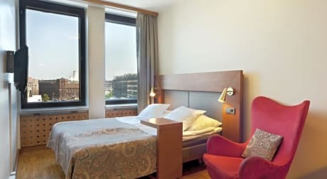 double or twin standard