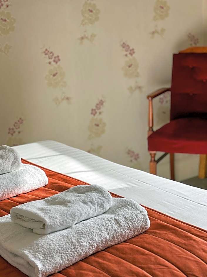 The Fat Lamb Country Inn and Nature Reserve