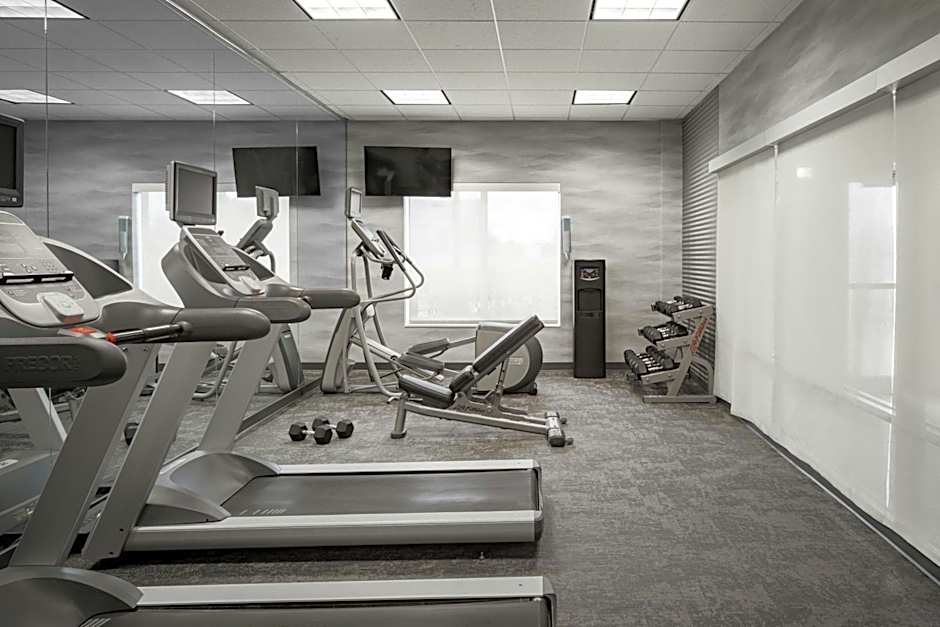 Fairfield Inn & Suites by Marriott Louisville East