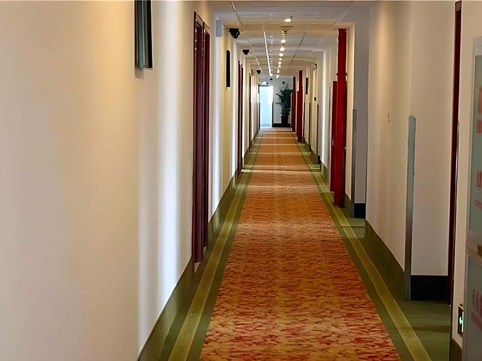 GreenTree Inn Zhenjiang Center Street No.1 Peoples Hospital Express Hotel