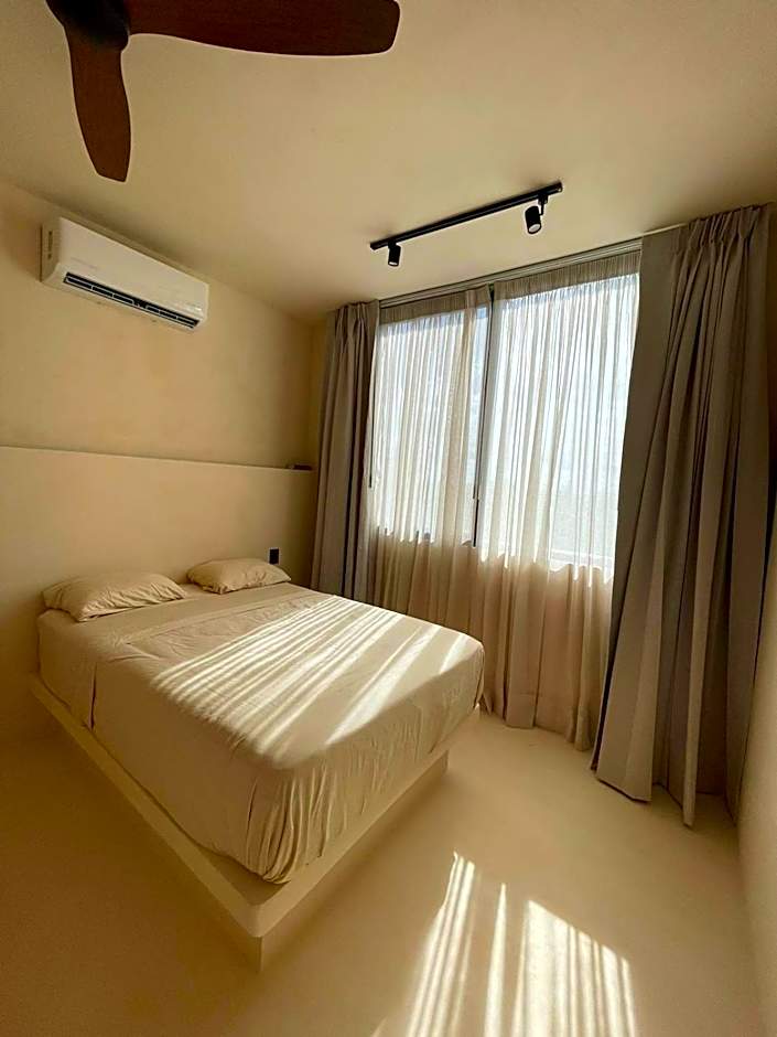 Casa Hood By the Sea