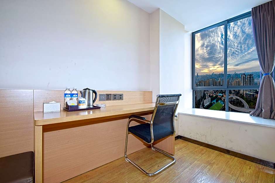 7 Days Premium Chongqing West Station