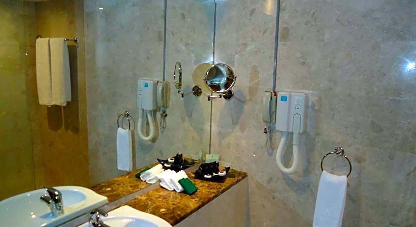 Al Jazira Club Hotel