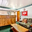 OYO Hotel Downtown Peoria IL I-74