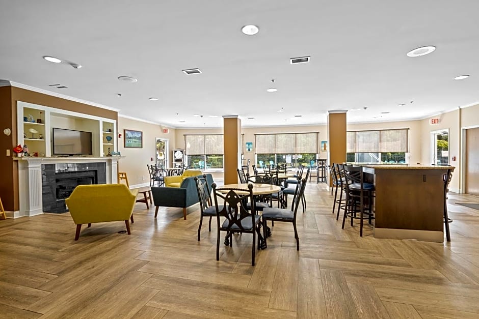 Blue Water Inn & Suites BW Signature Collection