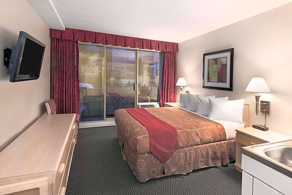 Travelodge by Wyndham Nanaimo