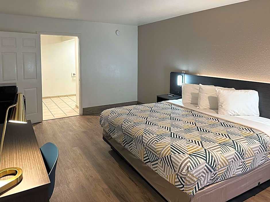 Motel 6-Pooler, GA - Savannah Airport