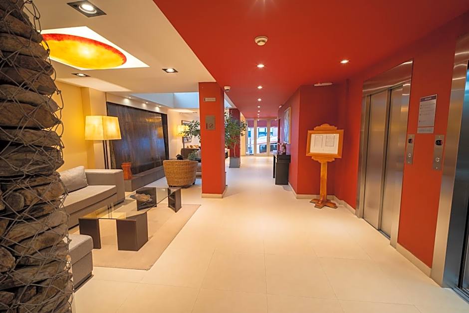 MIL810 Ushuaia Hotel
