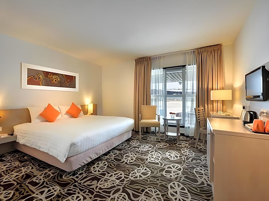 Sama-Sama Express KLIA Terminal 2 - Airside Transit Hotel