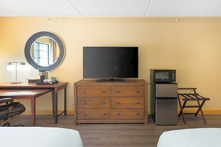 Fireside Inn & Suites West Lebanon