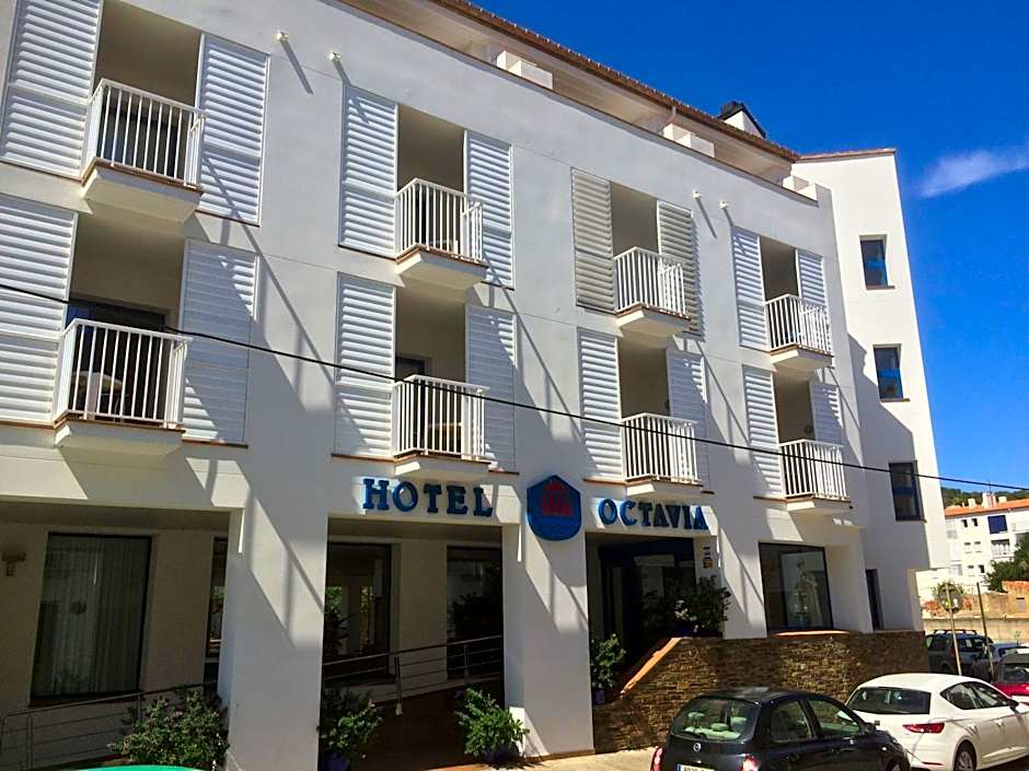 Zdjęcie 1 z 29 — Hotel Octavia