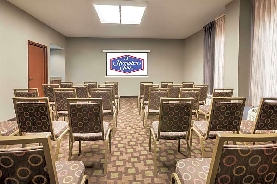 Hampton Inn By Hilton Charlotte-University Place