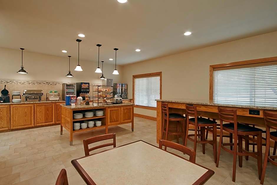 Country Inn & Suites by Radisson Davenport - Quad Cities