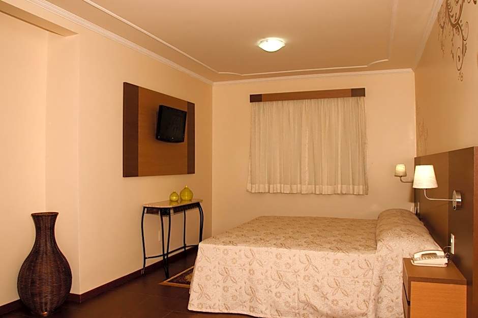 Hotel Premium Pirassununga