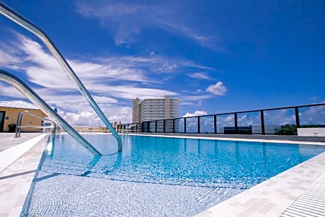 Vistalmar Beach Resort