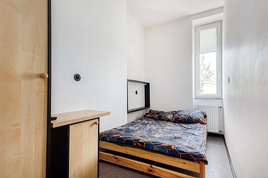 Najtańsze noclegi Piłsudskiego 93