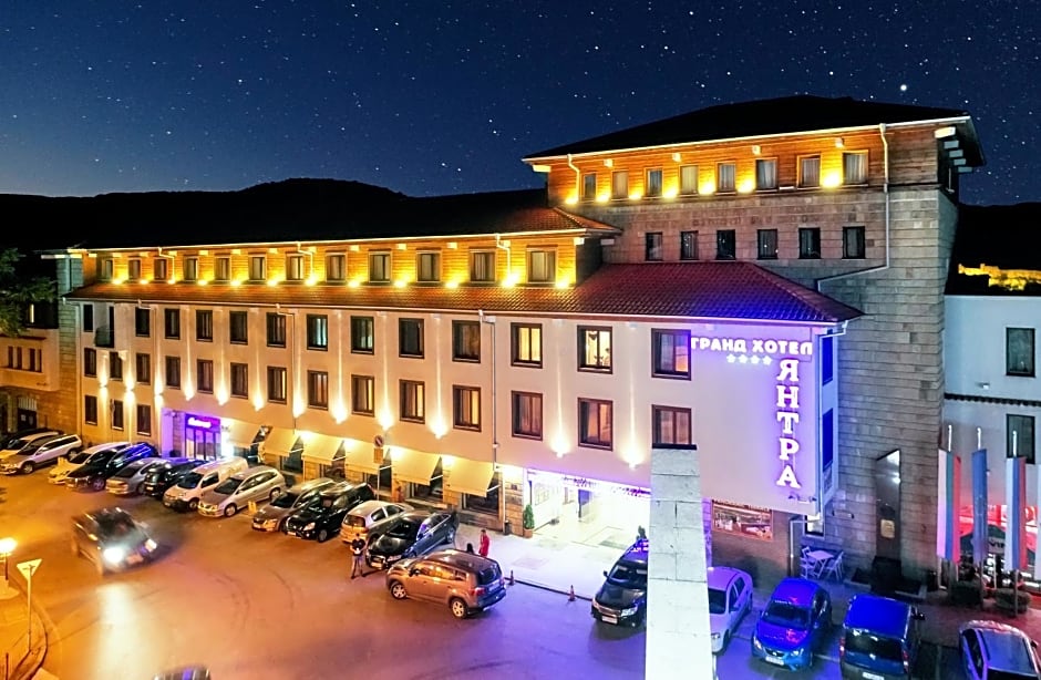 Yantra Grand Hotel