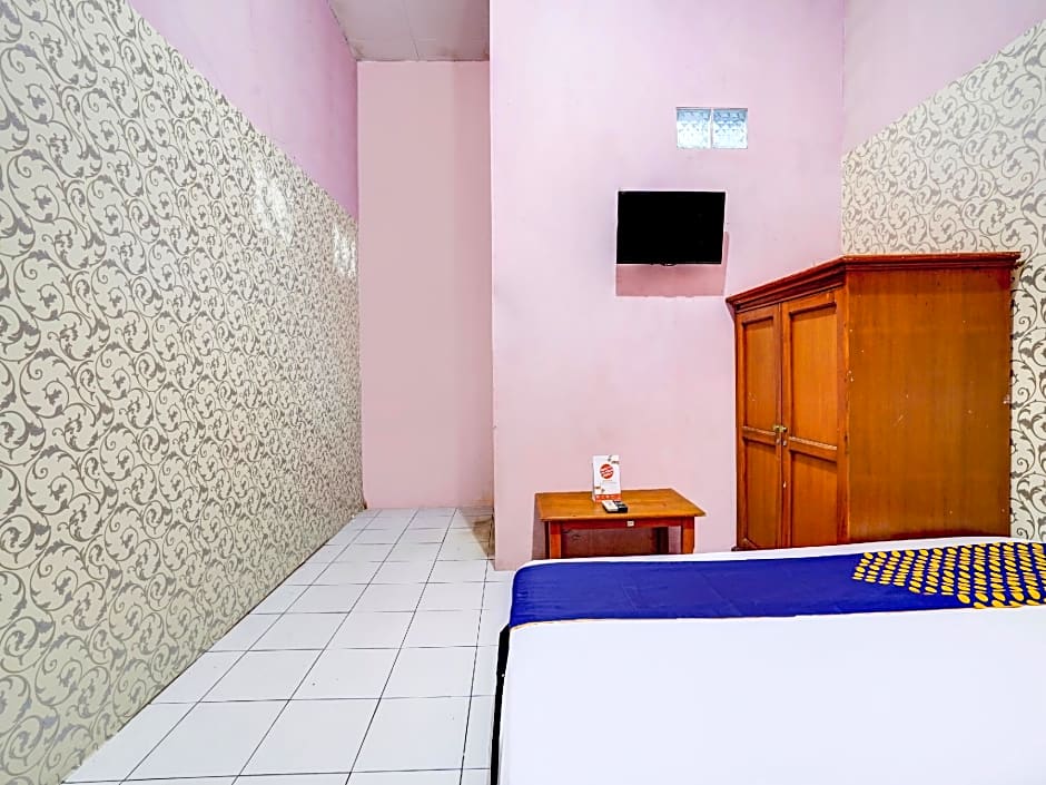 SPOT ON 90171 Pondok Kuning