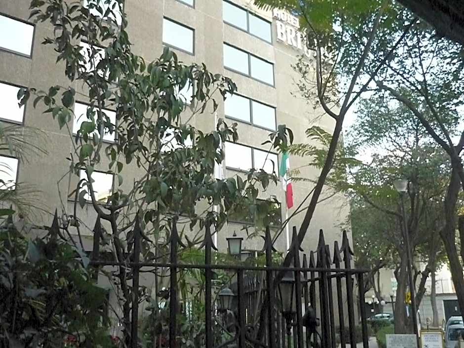Hotel Bristol
