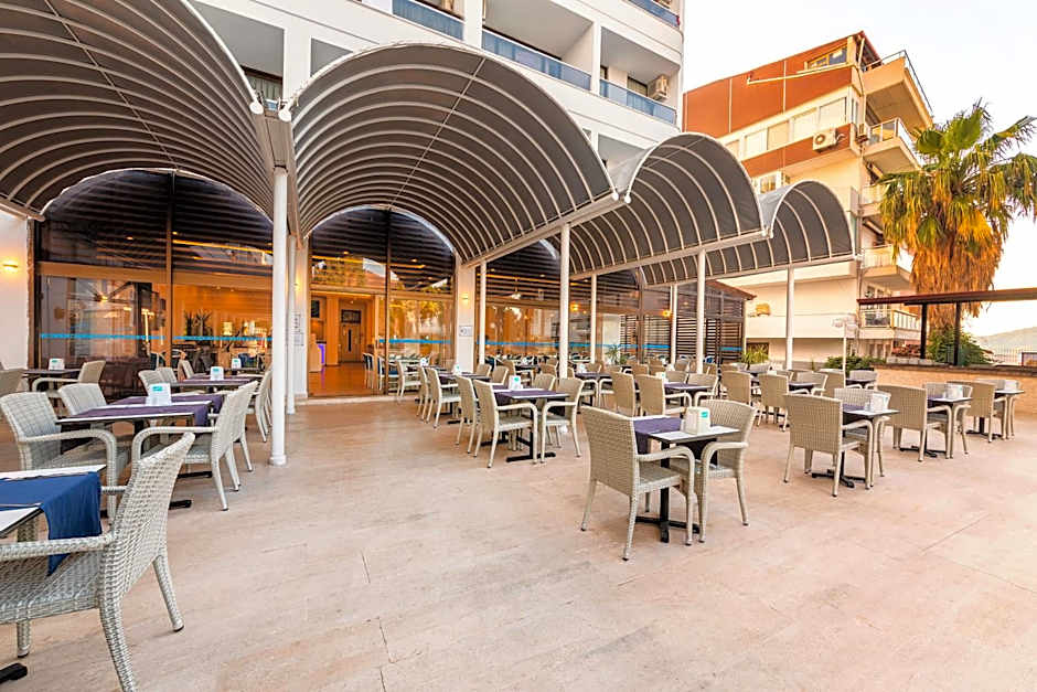 K Maris Hotel