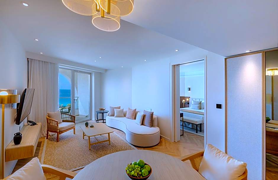 Golden Coast Beach Hotel