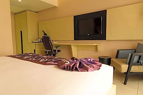 Best Western Plus Soaho Douala Airport