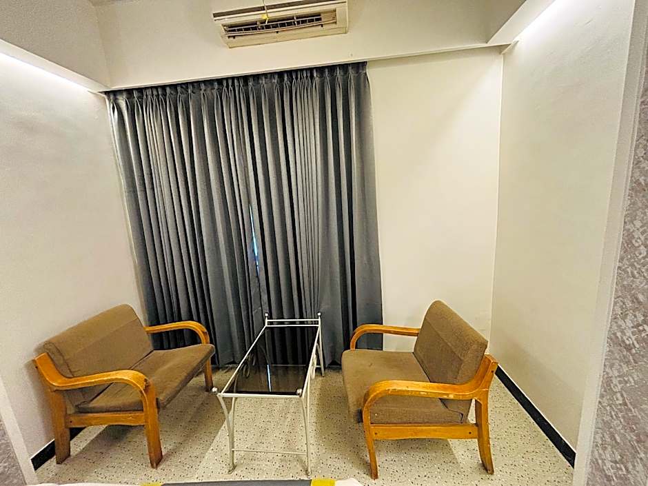 Hotel Gurukripa Daman