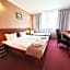 Relax Inn