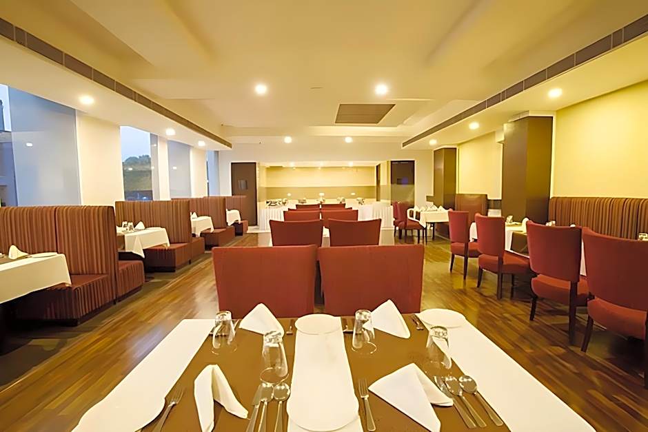 Velvet Clarks Exotica Zirakpur Hotel