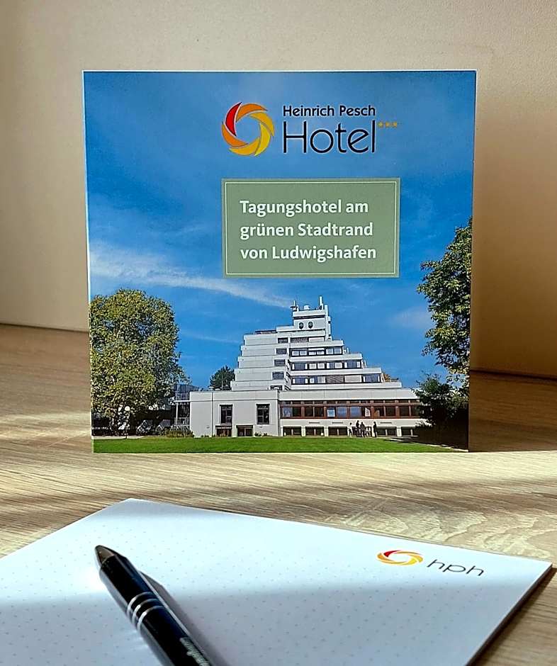 Heinrich Pesch Hotel