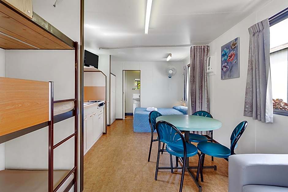 First City Caravilla