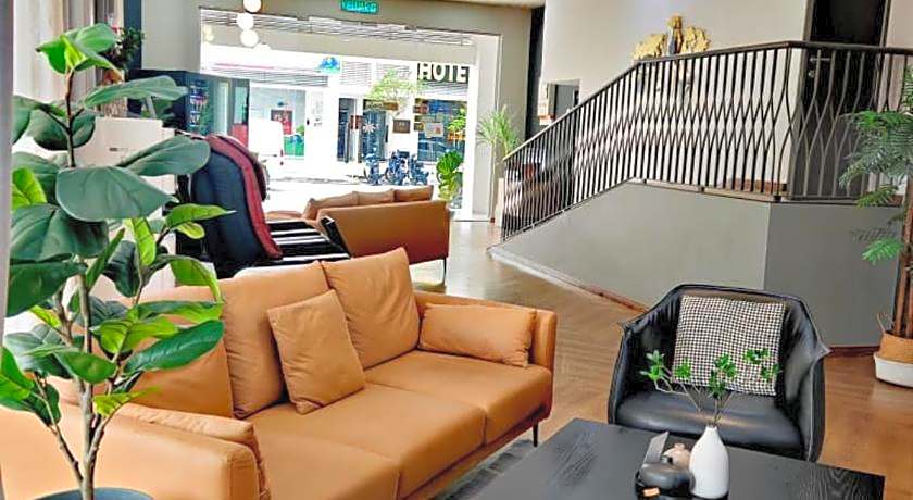 Enclave Business Hotel