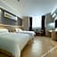 Wenxing Xiyue Hotel (Guangzhou Baiyun Railway Station Mawu Branch)