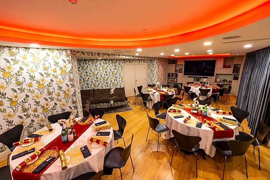 Hotel Xenia, Autograph Collection by Marriott