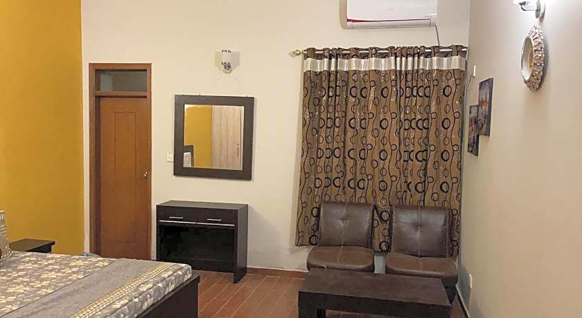 Hotel Executive Lodge