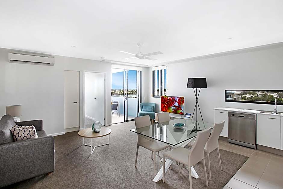 Direct Collective - Sea Breeze Mooloolaba