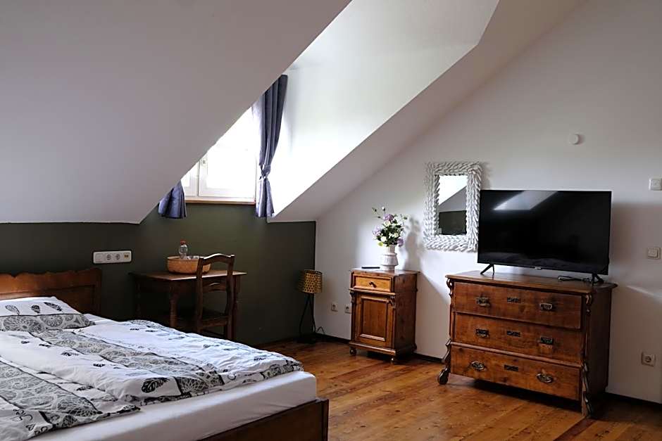 Minjo Hotel