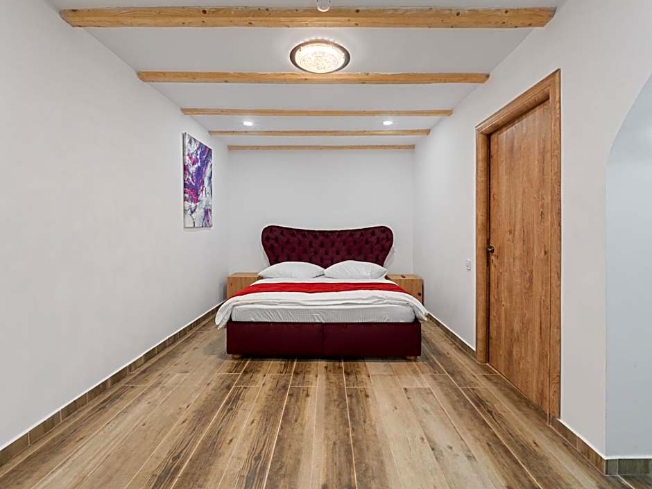 Transylvania House