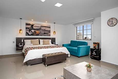 Superior King Room