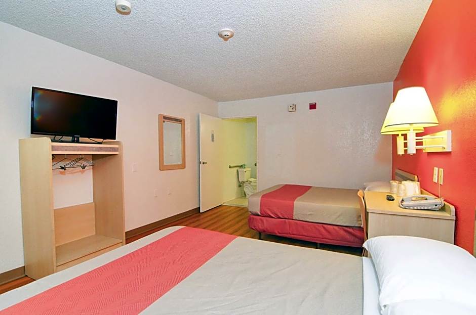 Motel 6-North Palm Springs, CA - North