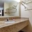 Econo Lodge Pearl
