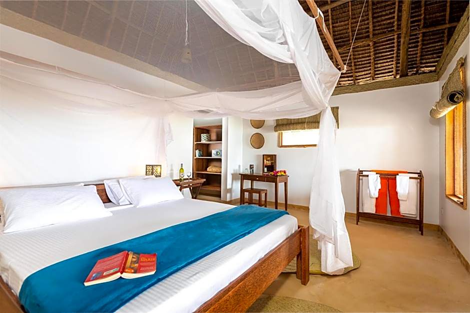 Zanzibar Sunrise at Bandas