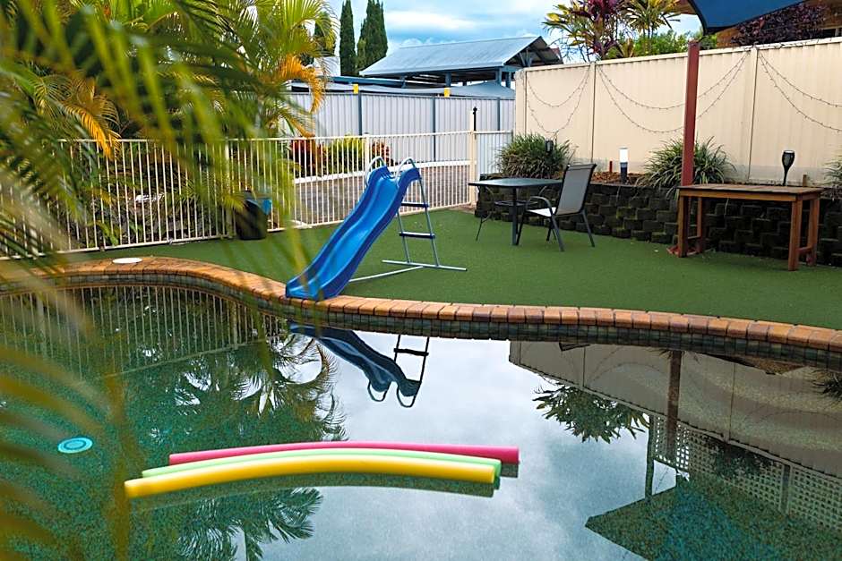 Kennedy Drive Boutique Motel & Nursery- Close To City Centre & Airport
