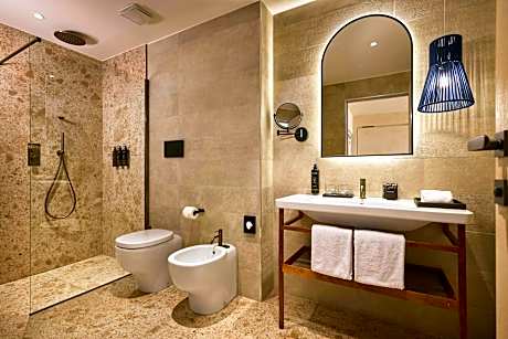 Premium Suite, Suite, 1 King, Sofa bed, Private pool, Terrace