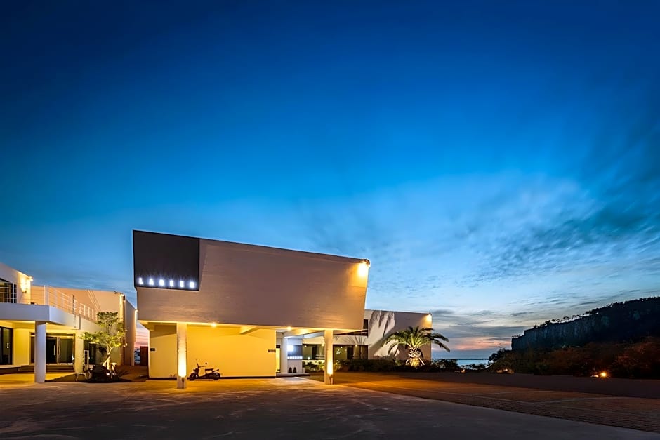 Lareem Boutique Hotel