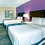 La Quinta Inn & Suites by Wyndham Houston - Magnolia