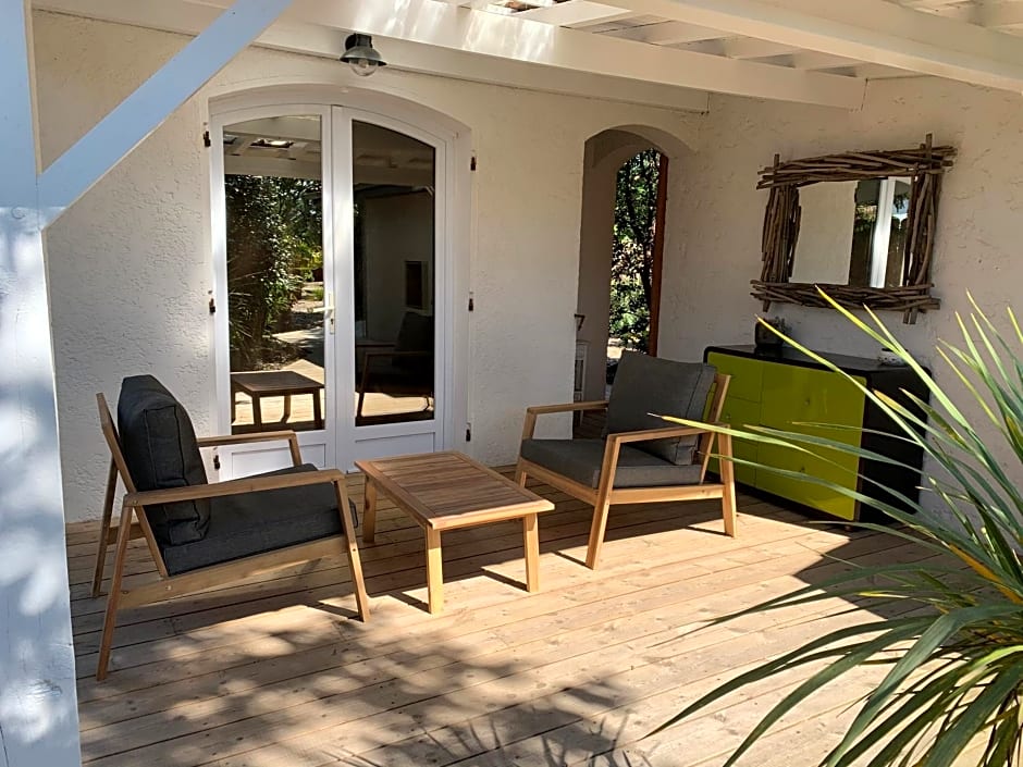 Les Chambres de L'ARESTEL