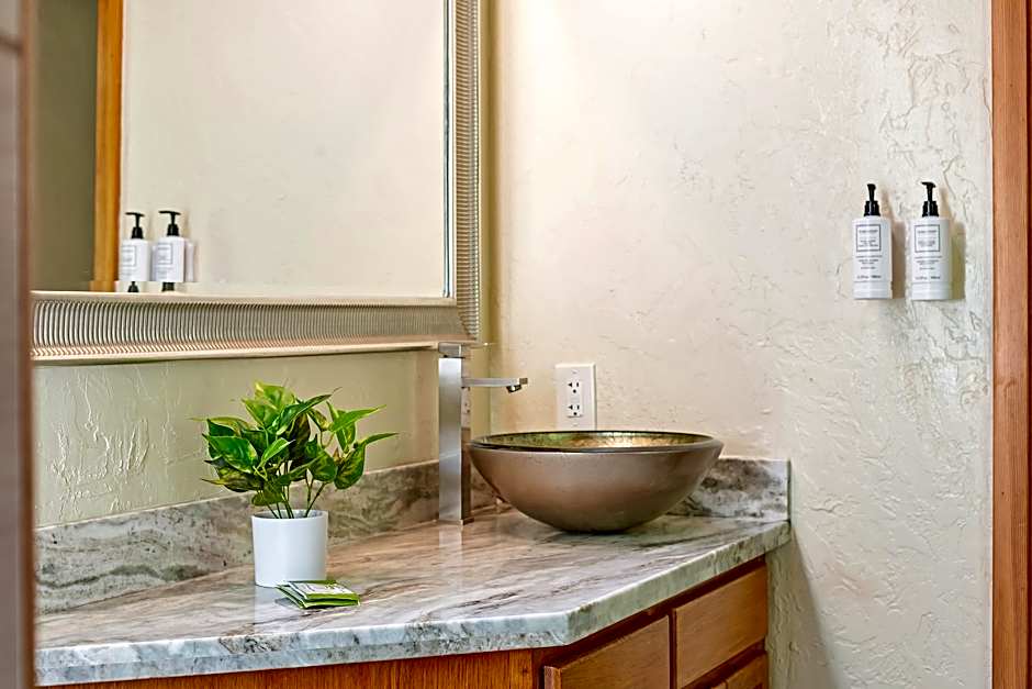Sonoma Coast Villa and Spa