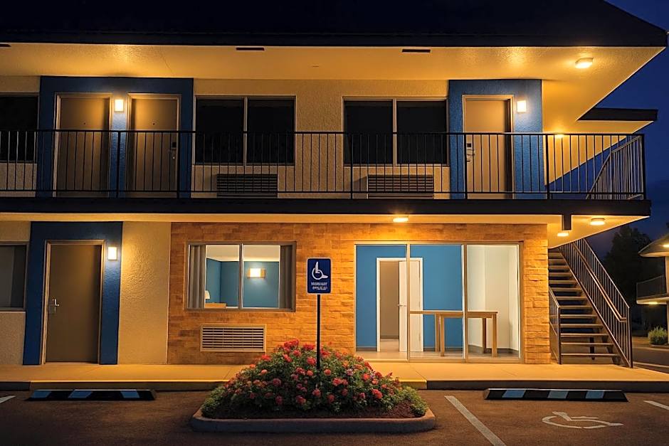 Days Inn by Wyndham Rock Springs